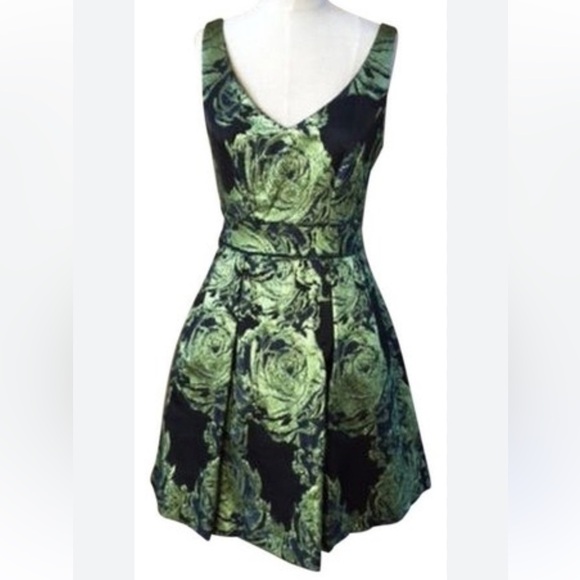 THEIA Women’s Green Metallic Floral Jacquard Organza Cocktail Dress Size 6 - Picture 2 of 11